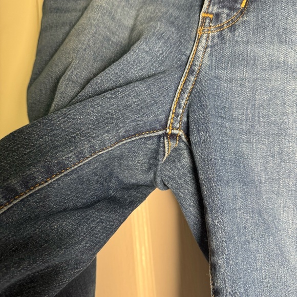 Levi's 318 Shaping Wide Leg Denim Jeans in Clever Girl 29x32 - Picture 8 of 15